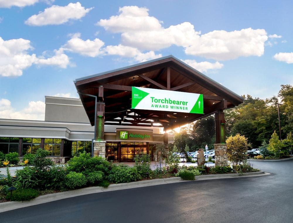 Holiday Inn Asheville East-Blue Ridge Pkwy By Ihg Екстериор снимка