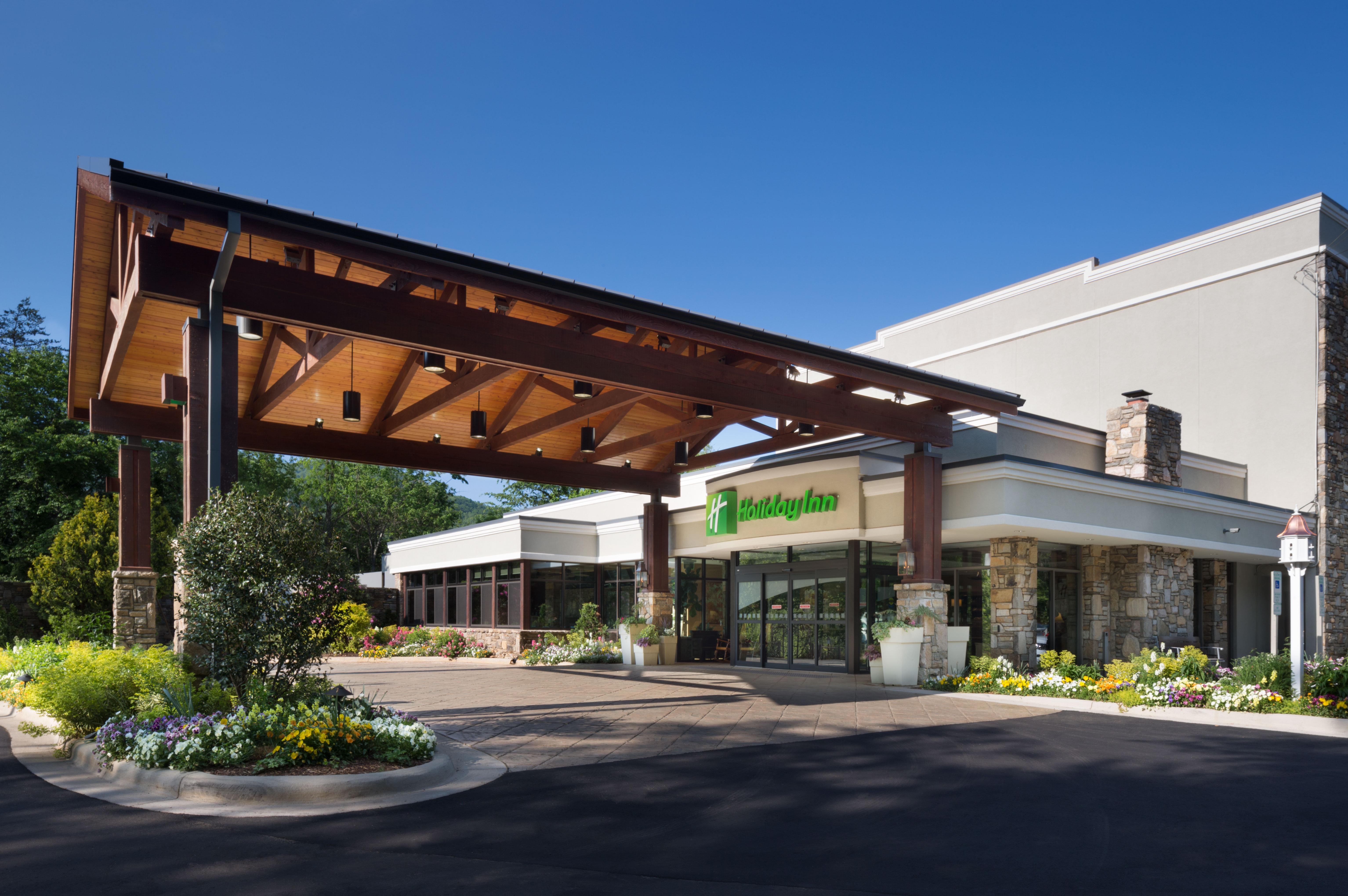 Holiday Inn Asheville East-Blue Ridge Pkwy By Ihg Екстериор снимка