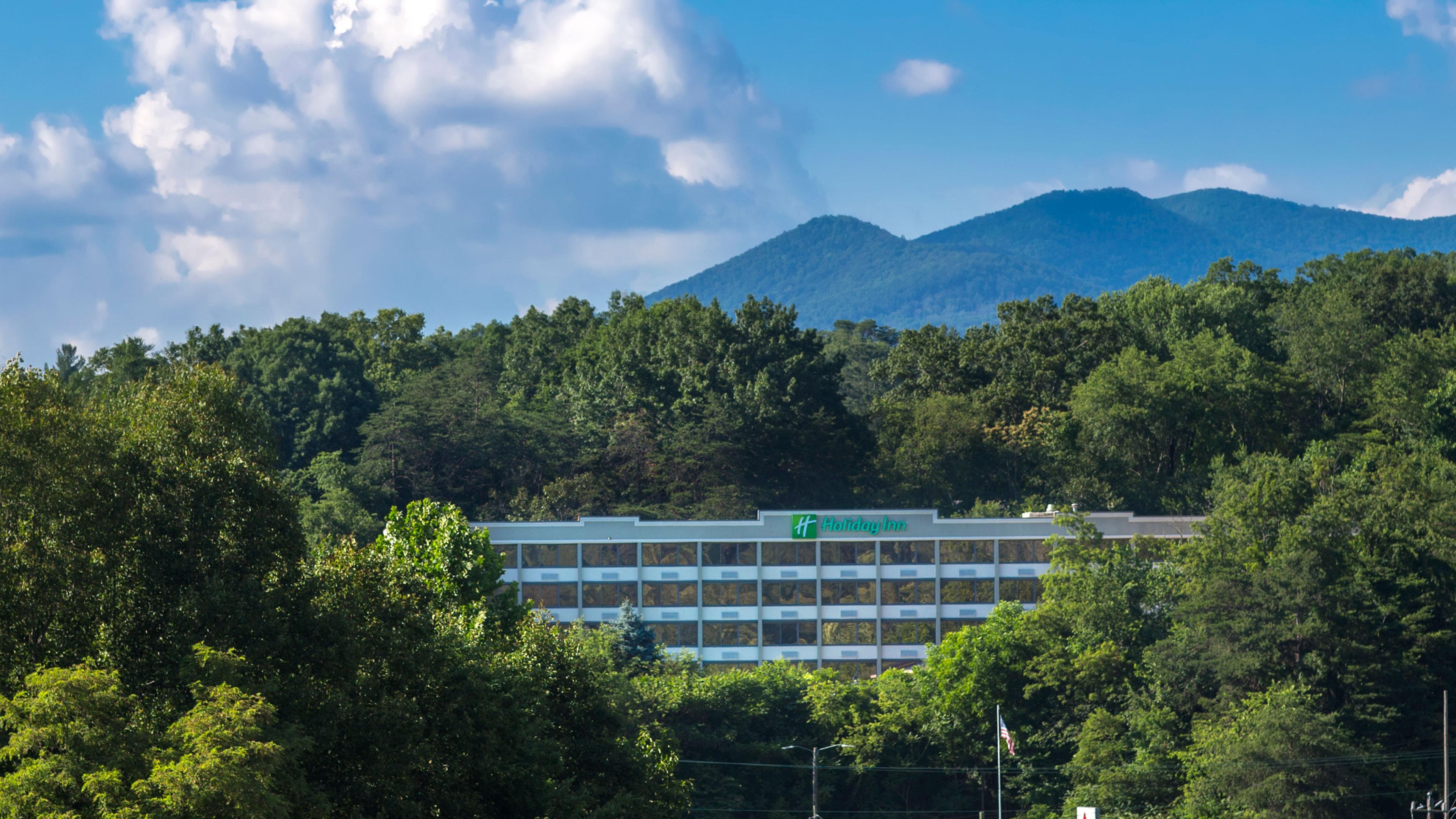Holiday Inn Asheville East-Blue Ridge Pkwy By Ihg Екстериор снимка